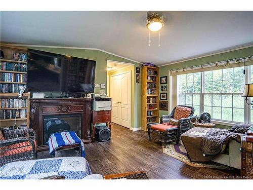307 Waterville Rd, Waterville, NB 