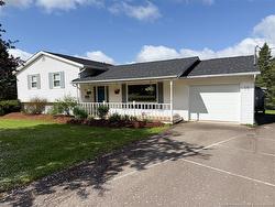 15 Fennell DR Plumweseep, NB E4G 2N1