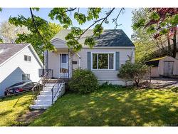 6 Webster ST Saint John, NB E2K 2S8