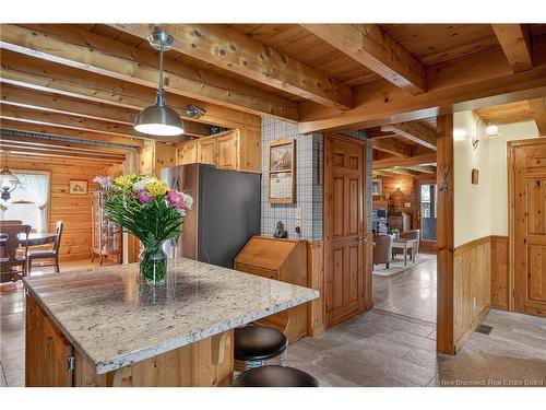 913 Guthrie Rd, Midland, NB 