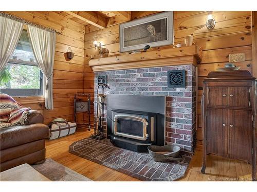 913 Guthrie Rd, Midland, NB 