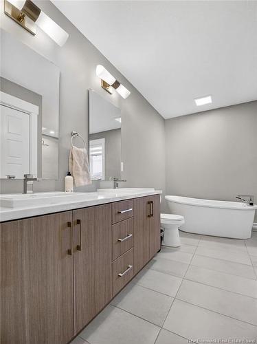 125 Melanie St, Dieppe, NB 