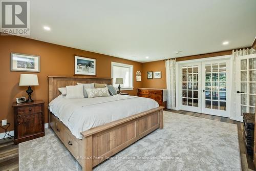 13 Peninsula Shores Road E, Mcdougall, ON - Indoor Photo Showing Bedroom