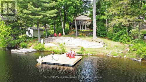 Easy access to waterfront - 13 Peninsula Shores Road E, Mcdougall, ON - Outdoor With Body Of Water