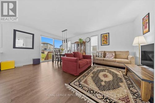 99 Rutile Street, Clarence-Rockland, ON - Indoor Photo Showing Living Room