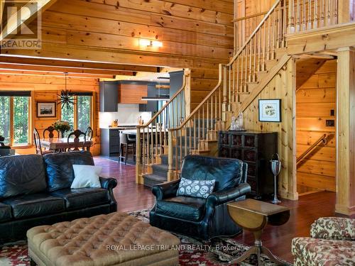 2056 Mockingbird Street, Strathroy-Caradoc (Mount Brydges), ON 