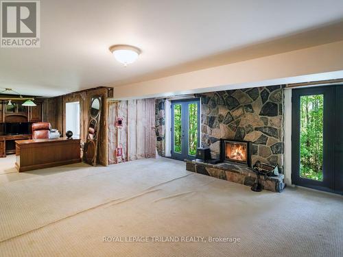 2056 Mockingbird Street, Strathroy-Caradoc (Mount Brydges), ON 