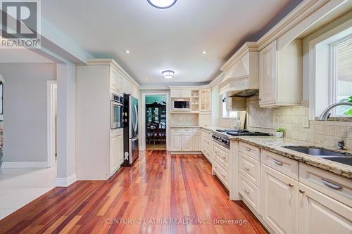 189 Louis Drive, Mississauga, ON 