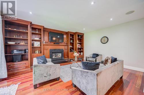 189 Louis Drive, Mississauga, ON 