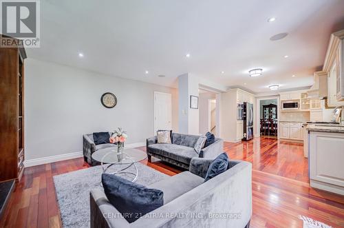 189 Louis Drive, Mississauga, ON 