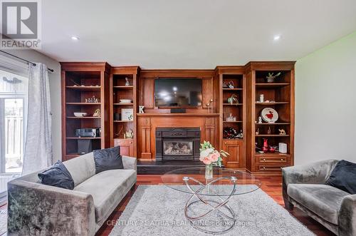 189 Louis Drive, Mississauga, ON 