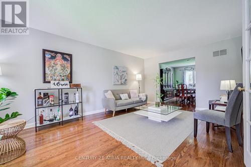 189 Louis Drive, Mississauga, ON 