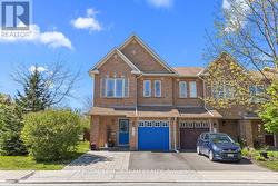345 FORESTBROOK STREET  Ottawa, ON K2K 0B8