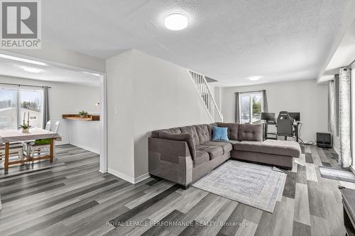 861 Louis Ernest Road, The Nation, ON - Indoor Photo Showing Living Room