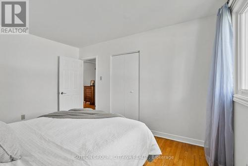 45 Larkspur Drive, Ottawa, ON - Indoor Photo Showing Bedroom