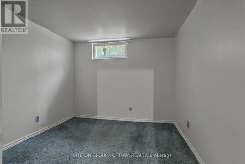 45 Larkspur Drive, Ottawa, ON - Indoor Photo Showing Other Room