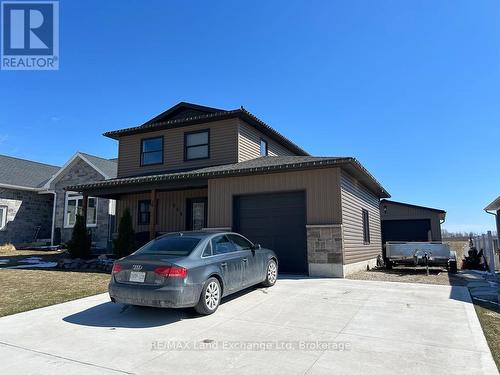 660 GLORIA STREET  North Huron (Blyth), ON N0G 2W0