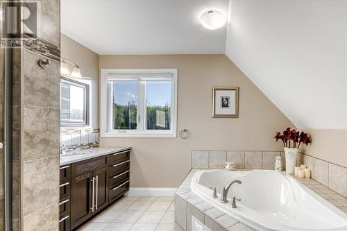 2236 Bay Estates N, Sheguiandah, ON - Indoor Photo Showing Bathroom