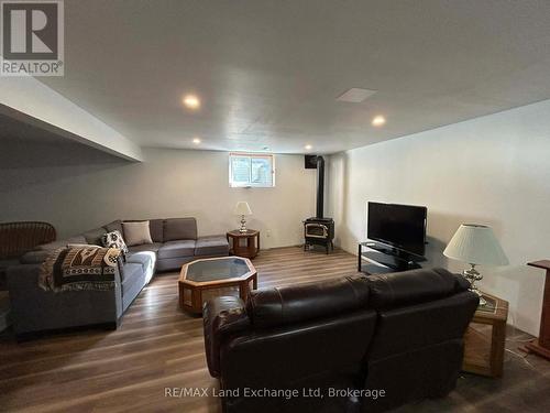 661 Gloria Street, North Huron (Blyth), ON - Indoor