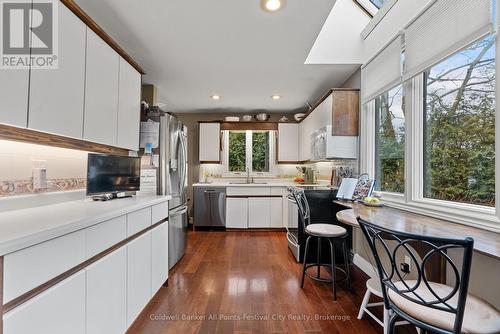 28 - 76582 Jowett'S Grove Road, Bluewater (Bayfield), ON - Indoor Photo Showing Kitchen