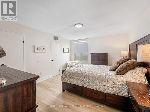 1603 - 20 Edgecliff Golfway, Toronto, ON - Indoor Photo Showing Bedroom