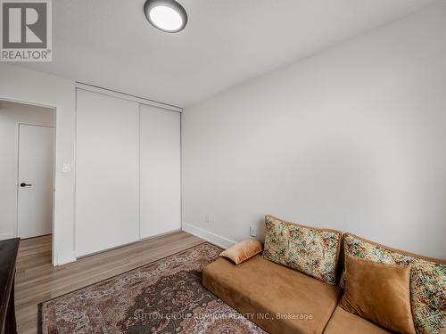 1603 - 20 Edgecliff Golfway, Toronto, ON - Indoor Photo Showing Other Room