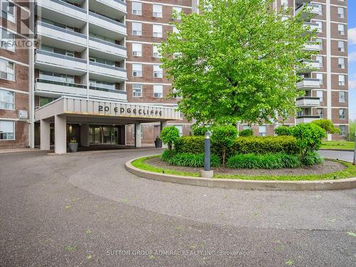 1603 - 20 Edgecliff Golfway, Toronto, ON - Outdoor With Facade