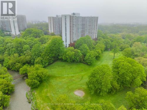 1603 - 20 Edgecliff Golfway, Toronto, ON - Outdoor