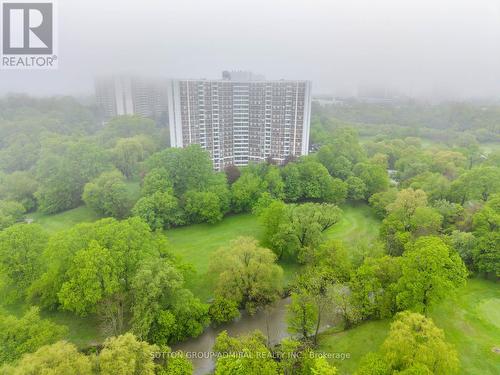 1603 - 20 Edgecliff Golfway, Toronto, ON - Outdoor With View