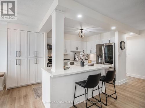 1603 - 20 Edgecliff Golfway, Toronto, ON - Indoor Photo Showing Kitchen With Upgraded Kitchen