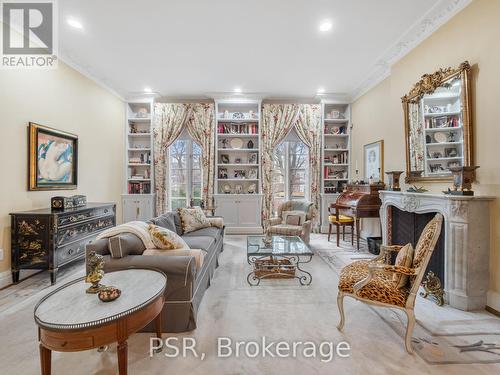 94 Dunvegan Road, Toronto, ON - Indoor Photo Showing Living Room