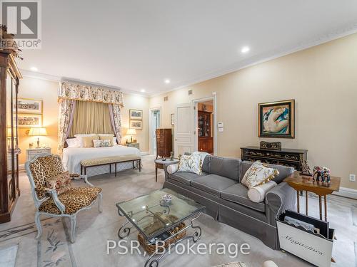 94 Dunvegan Road, Toronto, ON - Indoor Photo Showing Living Room
