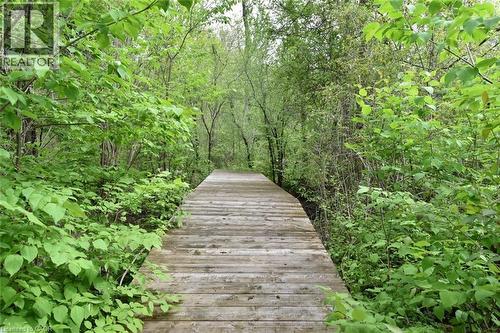 712 Robson Road, Waterdown, ON - Outdoor