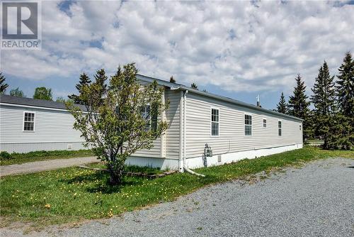 92 Corbin Avenue, Wahnapitae, ON 