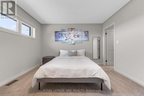 34 Marlene Stewart Drive, Pelham (Fonthill), ON - Indoor Photo Showing Bedroom