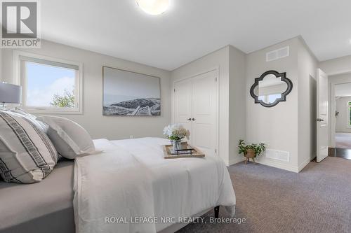 34 Marlene Stewart Drive, Pelham (Fonthill), ON - Indoor Photo Showing Bedroom