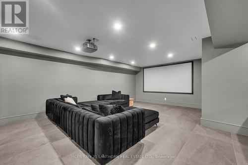 Movie Theatre - 676 Foxton Road, Belleville (Thurlow Ward), ON - Indoor