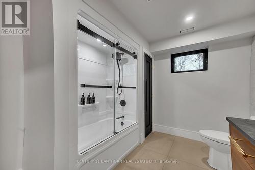 676 Foxton Road, Belleville (Thurlow Ward), ON - Indoor Photo Showing Bathroom