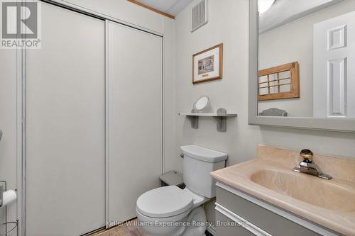 15 - 5411 Elliott Side Road, Tay, ON - Indoor Photo Showing Bathroom