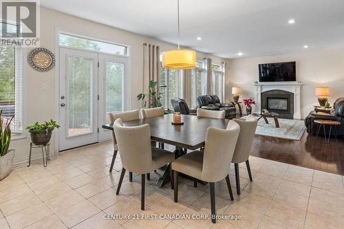 10 - 515 Skyline Avenue, London North (North B), ON - Indoor Photo Showing Other Room With Fireplace
