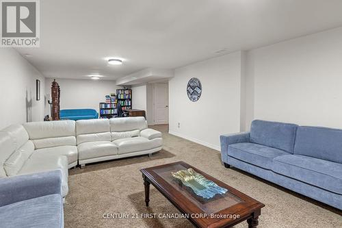 10 - 515 Skyline Avenue, London North (North B), ON - Indoor Photo Showing Living Room