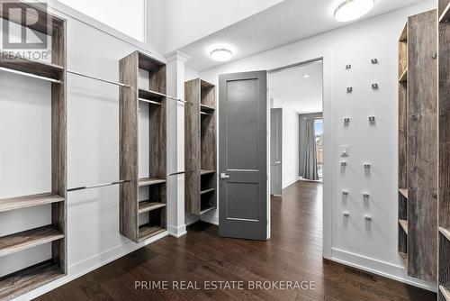115 South Carriage Road, London North (North I), ON - Indoor Photo Showing Other Room