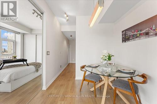 1709 - 220 Victoria Street, Toronto, ON - Indoor