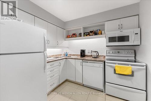 1709 - 220 Victoria Street, Toronto, ON - Indoor Photo Showing Kitchen