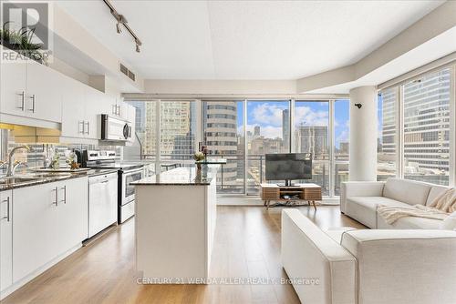 1709 - 220 Victoria Street, Toronto, ON - Indoor