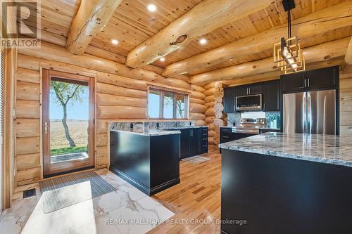11709 County  38 Road, North Dundas, ON - Indoor Photo Showing Kitchen With Upgraded Kitchen