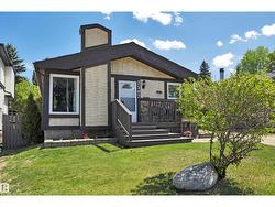 2507 49A ST NW  Edmonton, AB T6L 3X2