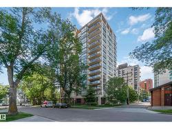 #802 10046 117 ST NW  Edmonton, AB T5K 1X2