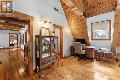 575 Emily Street, St. Marys, ON - Indoor
