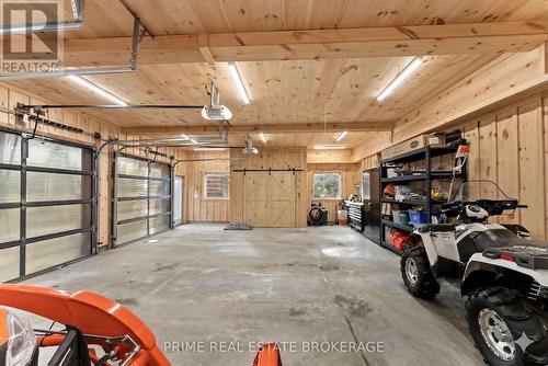 575 Emily Street, St. Marys, ON - Indoor Photo Showing Garage